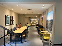 -星巴克臻选(南京金茂览秀城店)