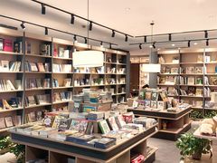 -魔方城市书房(中街益田店)