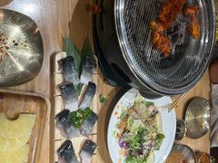 -青瓦餐厅·生鱼片·韩园烤肉(西塔店)