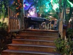 -爵士花园音乐酒吧餐厅