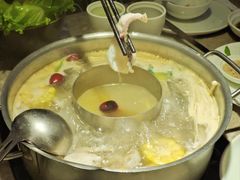 -丽江龙继斑鱼庄(罗宾森购物广场店)