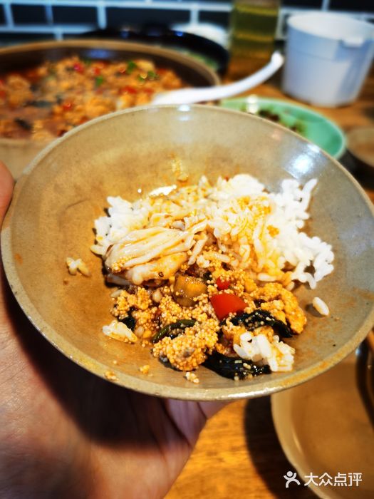 湘聚南县土菜馆(龙山二路店)鱼籽鱼泡火锅图片