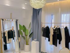-nana showroom娜娜家服装店