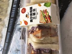 奥尔良鸡腿三明治-巴莉甜甜(滨湖振徽苑店)