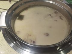 -煲大王猪肚鸡·椰子鸡火锅(红谷滩万达店)