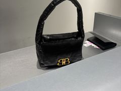 -小飞侠奢侈品回收 寄卖 养护(宝山宝龙广场店)