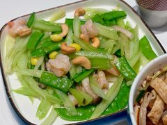 -孙家外婆•长春地标美食新名片(吾悦广场店)