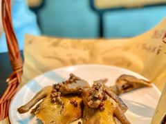 -鸽子侯·家宴·平价海鲜(市图书馆店)