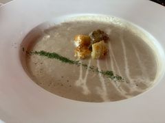 奶油野菌浓汤-YUE·6·西式融合餐厅(外滩六号店)