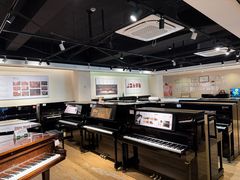 -柏斯音乐艺术中心·钢琴·吉他(上音店)