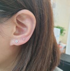-AI艾耳·专业手工耳洞·穿孔美学馆