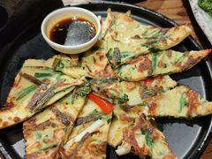 -明洞阿姨·韩式酱蟹烤肉·创意料理(三元桥店)