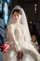 点击看大图 -Lady Jane高端婚纱礼服馆