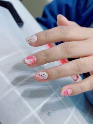 -UGIRL有个美甲