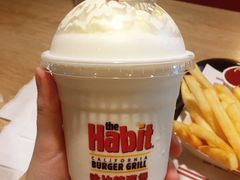 奶昔-The Habit Burger Grill 哈比特汉堡(复兴soho店)