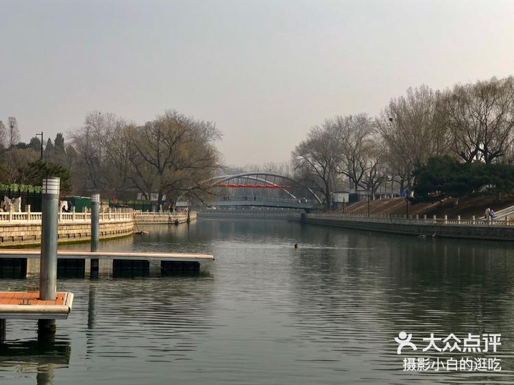 八一湖