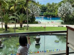 -三亚湾海居铂尔曼度假酒店