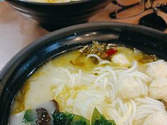 -灵芝妹子米线(瓦房店新玛特店)