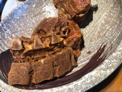 特色大铁锅烀腔骨-95号酱骨·一块豆腐(展春园西路店)