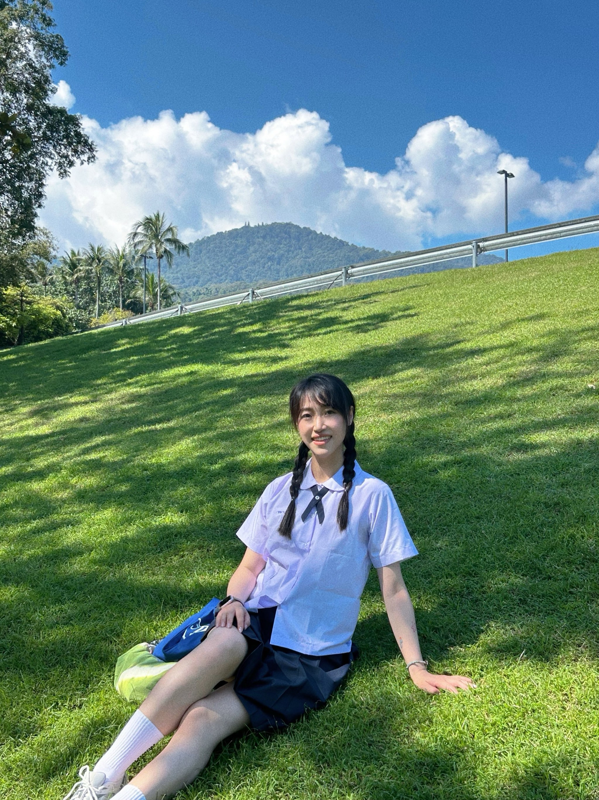 泰国校服给足氛围感!