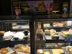 面包甜点陈列柜-星巴克(成都龙湖三千集店)