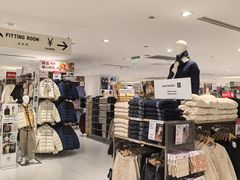 -优衣库(上海正大广场店)