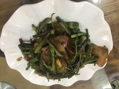 -始兴县农家小院餐馆