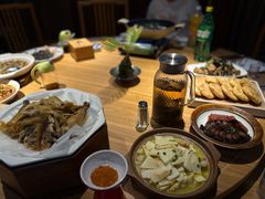 -头上红煨盐鸡·非遗院子餐厅