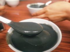 花生杏仁芝麻糊-勤記甜品