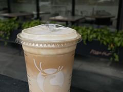 椰云拿铁-瑞幸咖啡(GoGo新天地店)