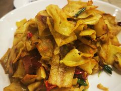 腊肉炒豆丝-丽华园(汉阳龙阳店)