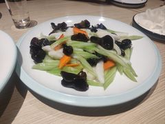 -小船渔村•大连菜•大连焖鱼(黄河路店)