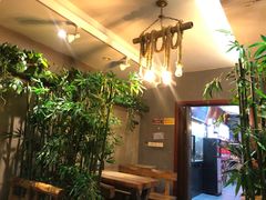 -万记麻辣烫国展总店