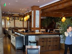 -八府香鸭·啫啫煲(华山路店)