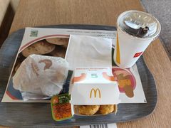 -麦当劳(展览路店)