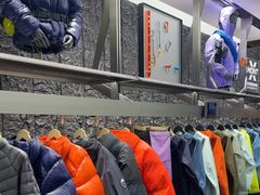 -凯乐石KAILAS(万国奥特莱斯店)