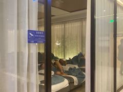 -星河湾温泉洗浴酒店