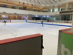 -陈露国际冰上中心(天津嘉里汇店)