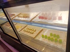 -新艺自助美食城(中山路店)
