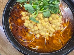 -耙豌豆重庆小面