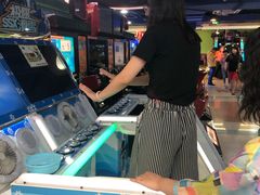 -爱玩嘉年华(江北一店)