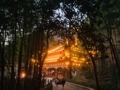 -灵岩山风景区