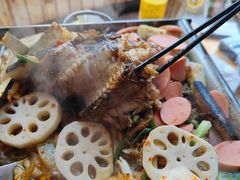 -宏兴烤鱼山庄(宣恩总店)
