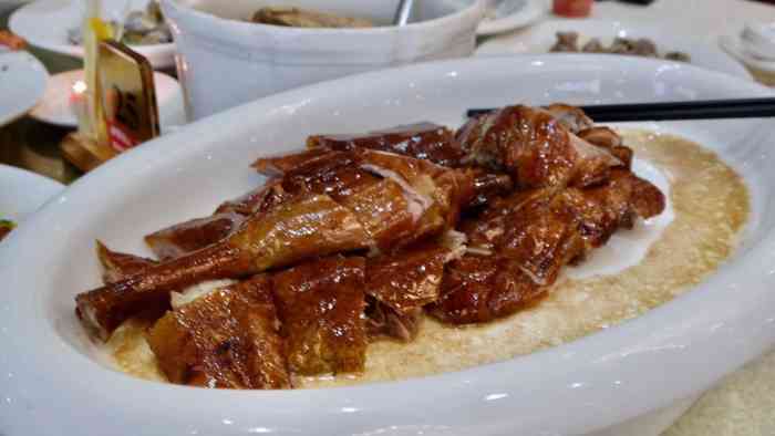 近水楼台园林食府-"味感好.材料新藓,现在有个很大的厅,可以.