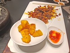 -忆江南·临江鱼馆