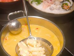 -鲜入唯煮·港式海鲜牛肉火锅(金宝街店)