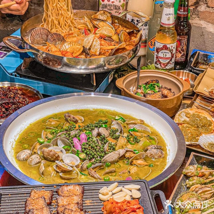 沈阳| 帅哥老板!你家这个冬阴功海鲜锅这么好吃你知道不?