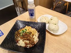 -李与白包子铺(桐梓林店)