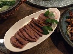 -爱啤精酿·民谣酒馆(滨江店)