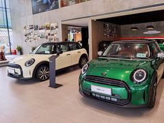 -上海普陀宝诚MINI4S店(红柳路店)